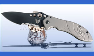 Нож складной Benchmade 635SBK Mini Skirmish black serrated